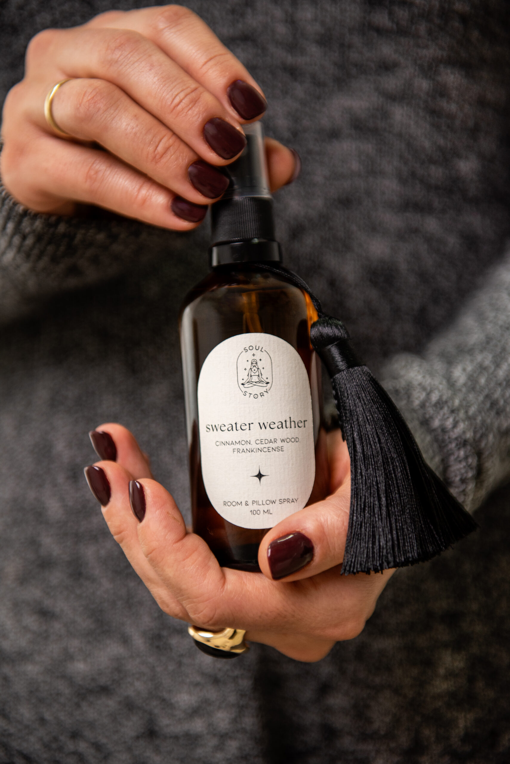 Room & pillow spray SWEATER WEATHER